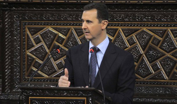 Síria nega participação de forças do governo em massacre em Houla