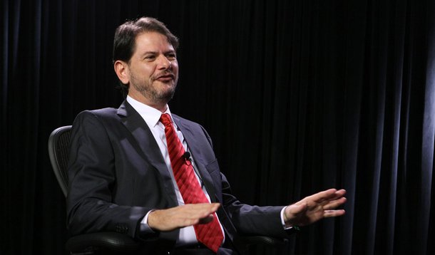 Cid Gomes apoia Dilma e freia planos de Eduardo 