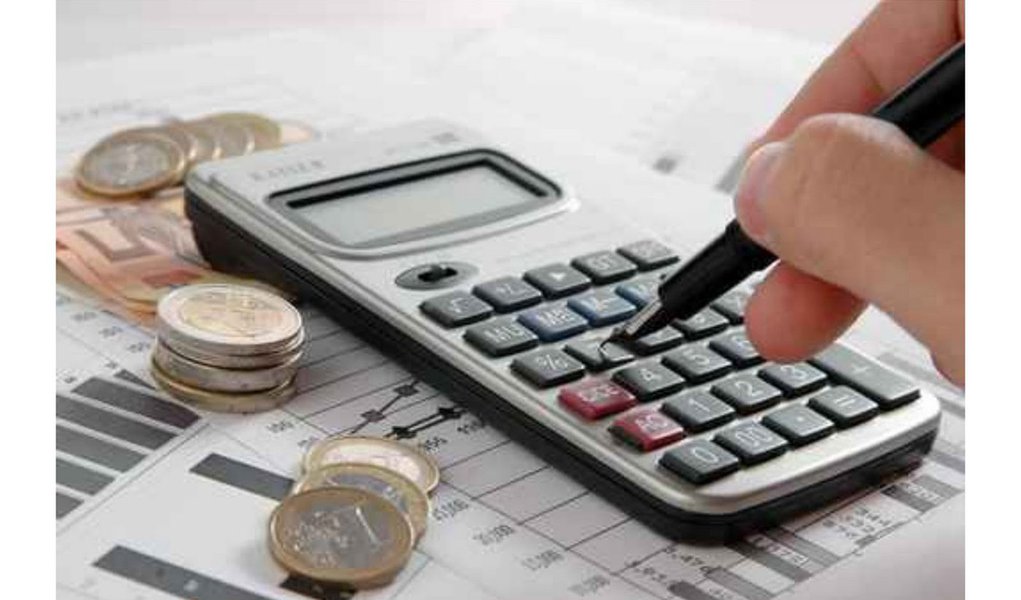 IGP-M cai 0,37% na primeira prévia do mês