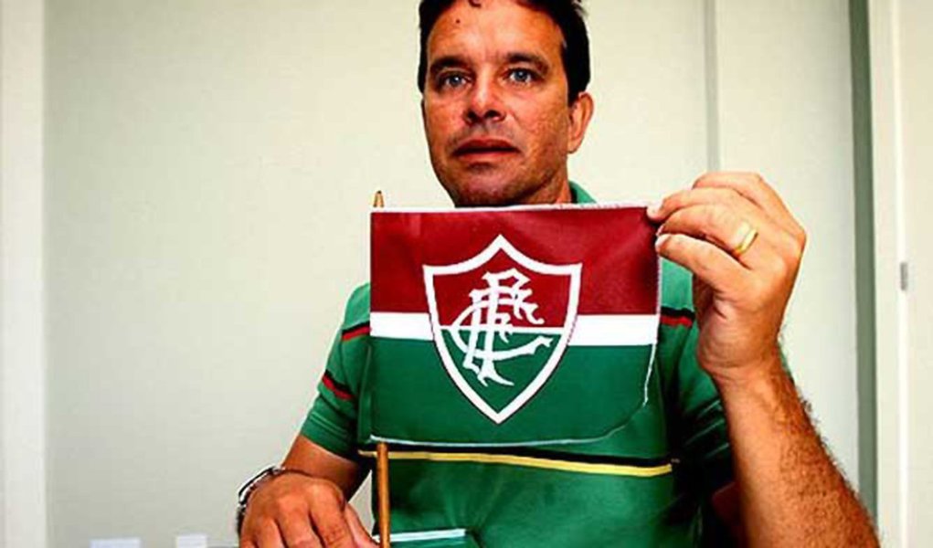Ídolo do Fluminense, Ézio morre no Rio
