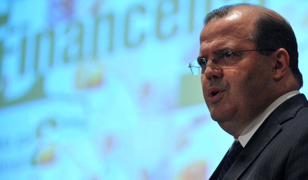 Expansão do PIB confirma recuperação gradual da economia, diz Banco Central