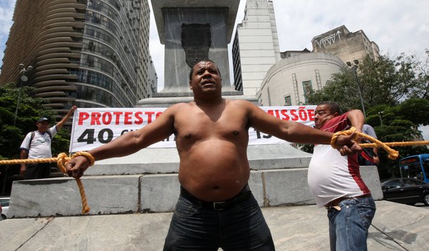 Arrependido por Lacerda, petista pede 40 chibatadas