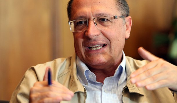 Após críticas, Alckmin lança 'pacote da transparência'