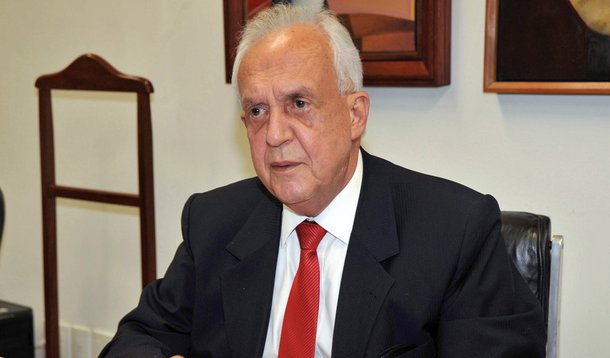 Jarbas atira e os alvos visados são o PT e o PSDB