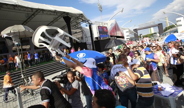 MP denuncia 13 por tumulto na apuração do carnaval de SP