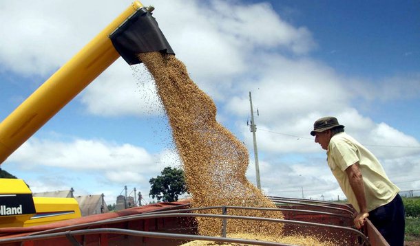 Frete de grãos deverá subir menos em 2012