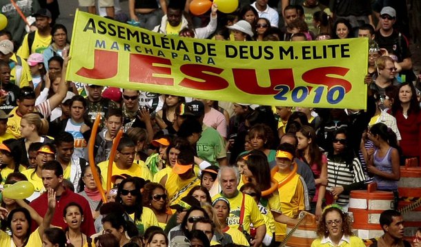 PT teme reprise de onda religiosa na eleição