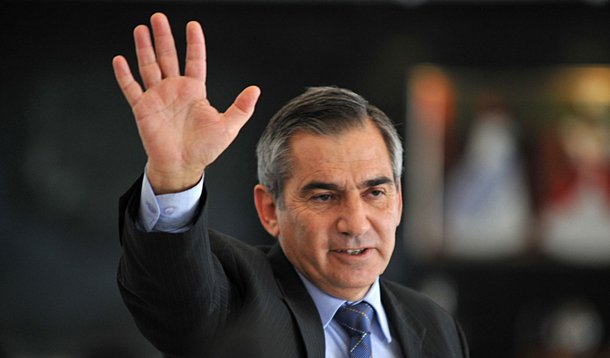 Gilberto Carvalho reúne-se com bancada evangélica