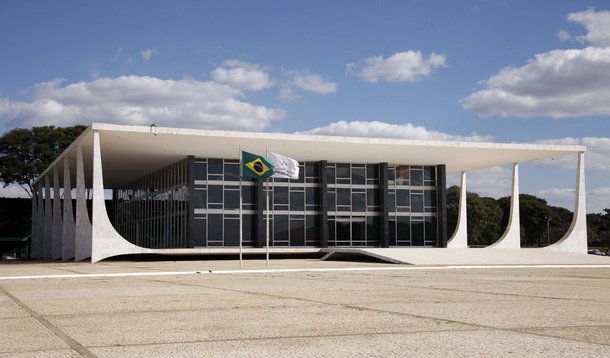 STF retoma julgamento da Lei da Ficha Limpa