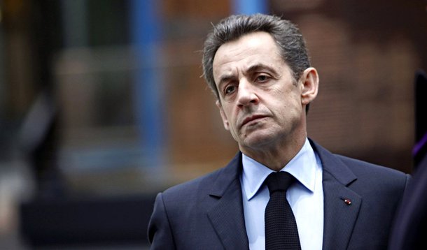 Nicolas Sarkozy anuncia sua candidatura esta noite