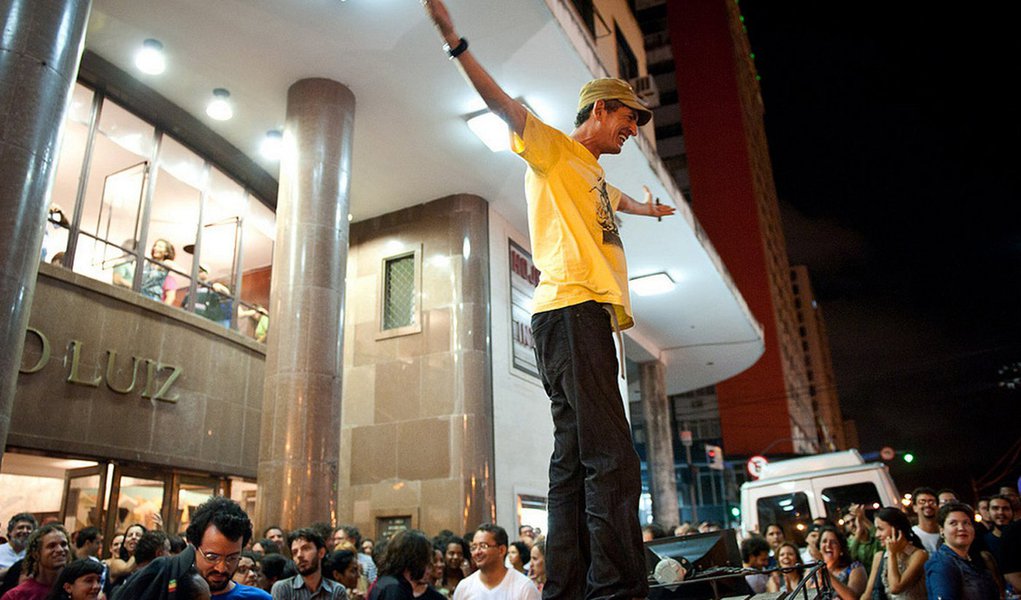 Cláudio Assis critica Joões e o PT