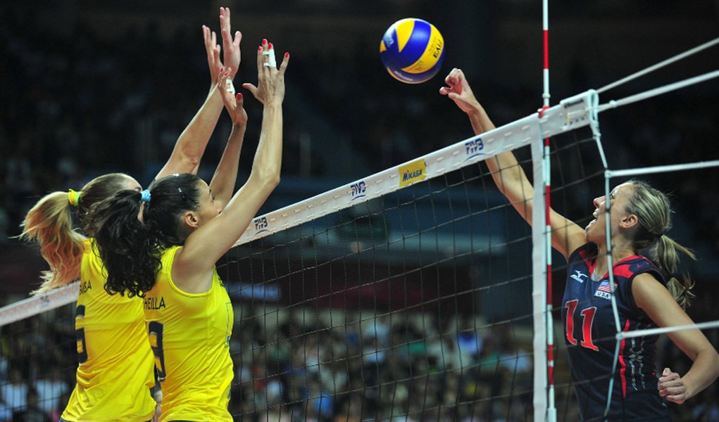 Brasil cai diante dos EUA em estreia na Copa do Mundo