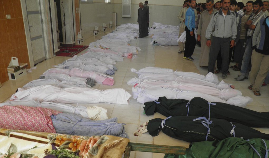 O mundo pressiona o governo da Síria