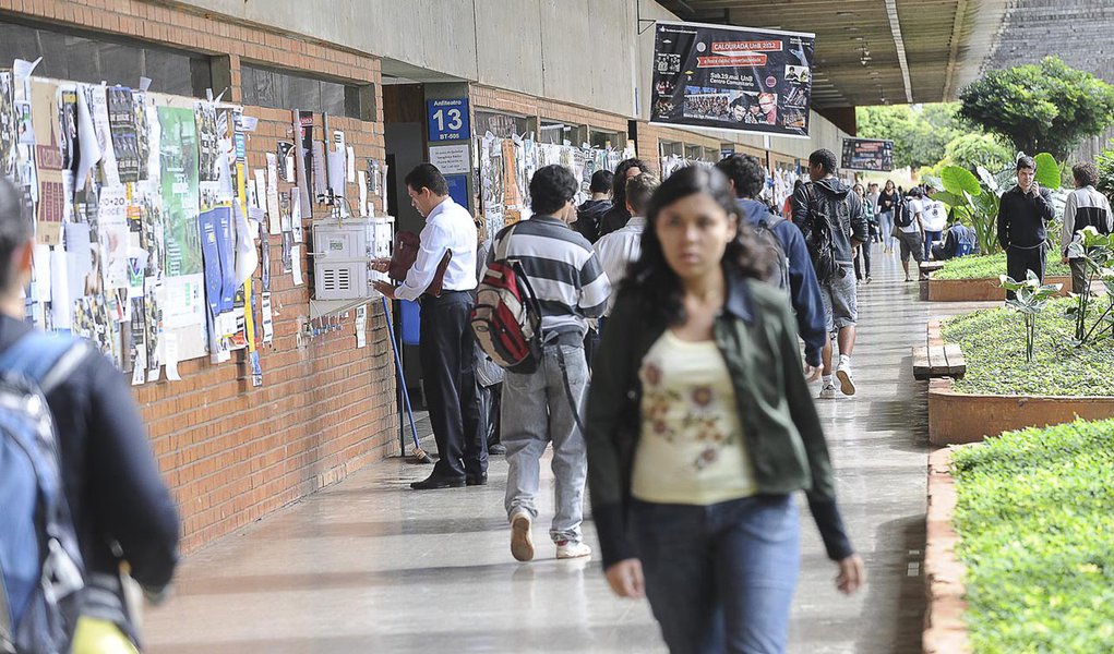 MEC considera precipitada greve em universidades federais