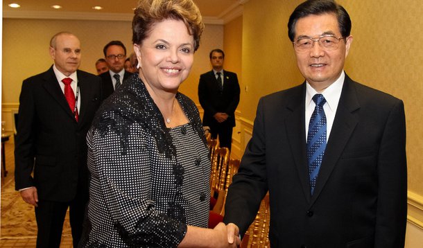 Dilma, em Paris, encontra líderes globais