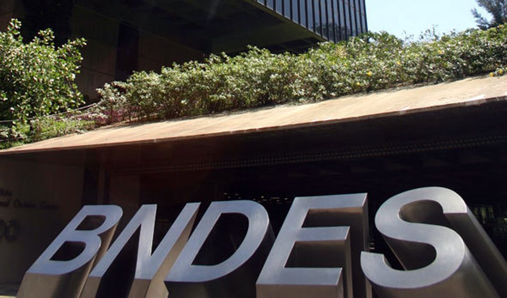 BNDES liberou R$ 91,8 bilhões em 2011, até setembro