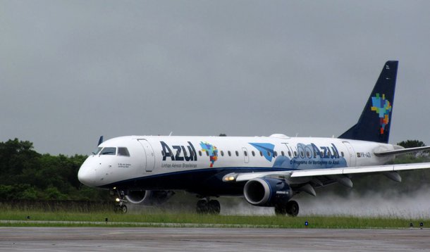 Avião da Azul Linhas Aéreas erra de aeroporto