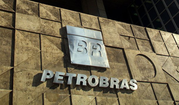 Lucro da Petrobras cai 5,3% em 2011