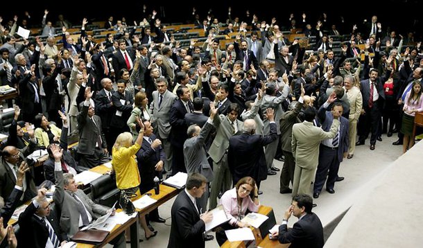 Liberação atípica do Governo coincide com 'acordão' na CPI