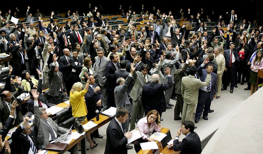 Liberação atípica do Governo coincide com 'acordão' na CPI