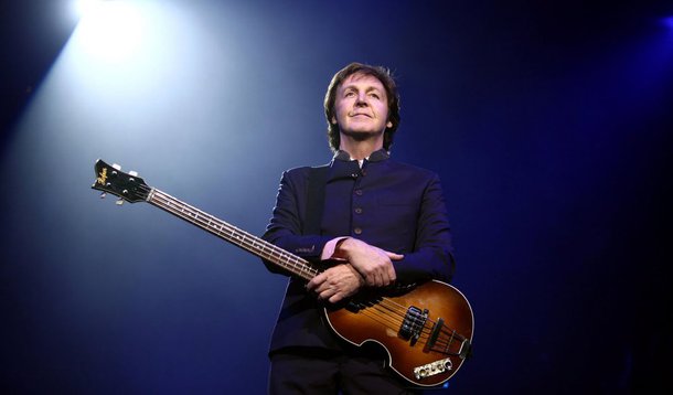 Paul McCartney faz show ao vivo pela internet