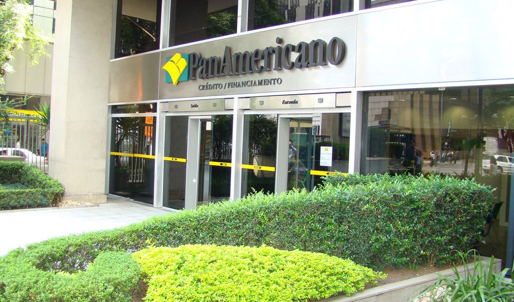 PF indicia 22 por rombo de R$ 4,3 bi no Panamericano