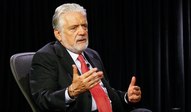 Wagner aposta no segundo turno