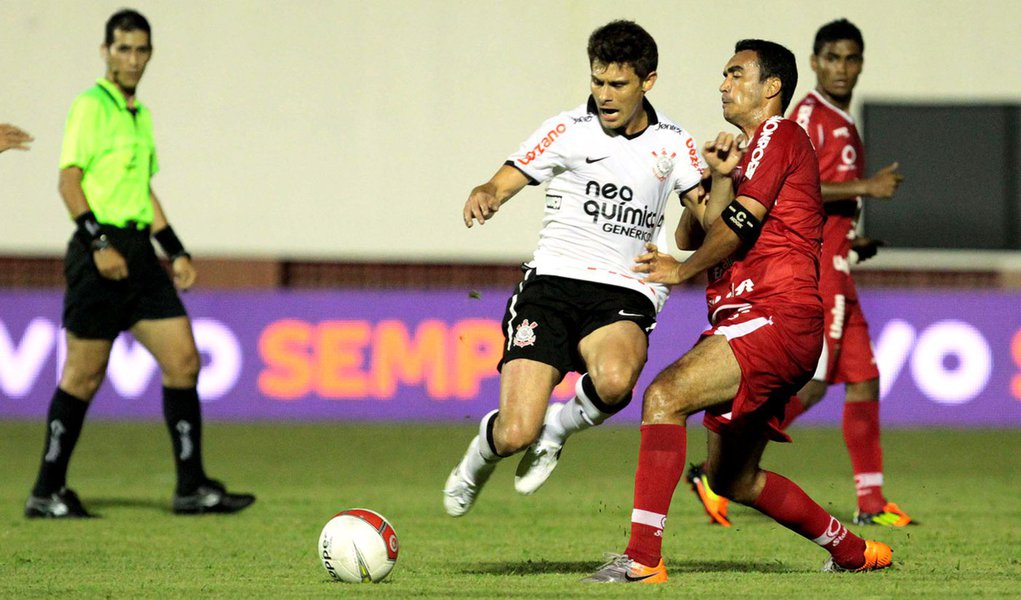 Corinthians vacila e sofre empate do Mogi Mirim no final
