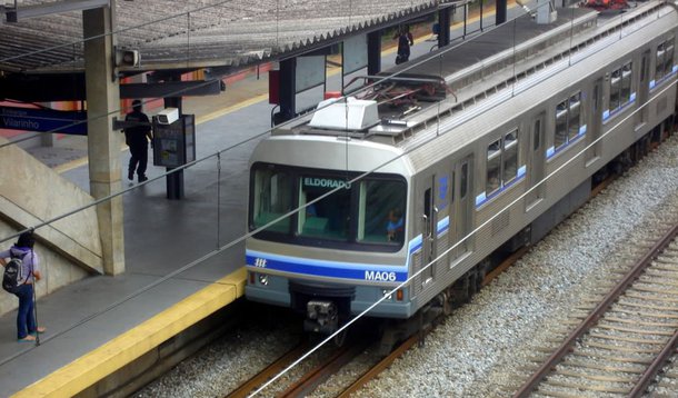 CBTU não faz proposta e greve de metroviários continua em BH