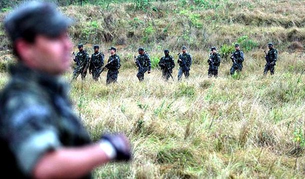 Sobe para dez número de vítimas da chacina na Chatuba, no Rio