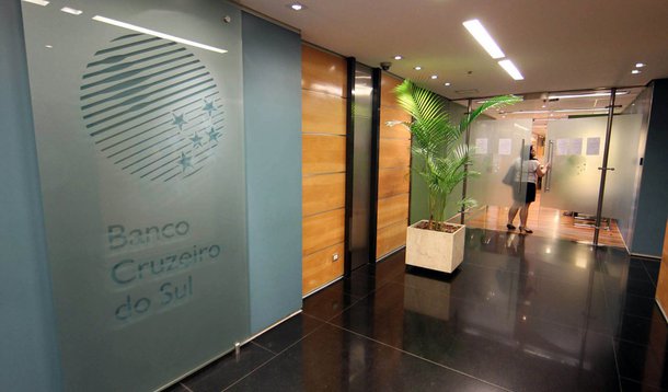 BC decreta liquidação do banco Cruzeiro do Sul