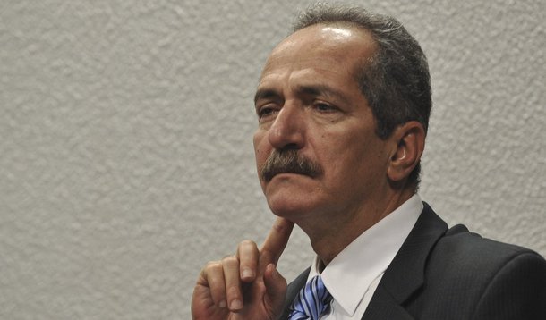 Aldo abre seu jogo: guerra às ONGs, paz com a CBF