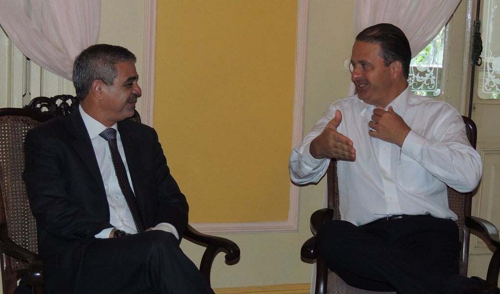 Após prévias, Humberto e Eduardo se encontram 