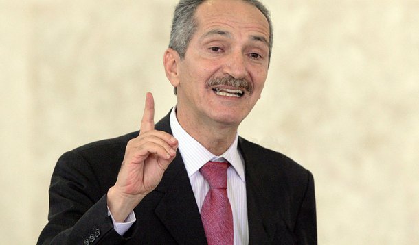 Rebelo contradiz Fifa e diz que Natal será sede da Copa