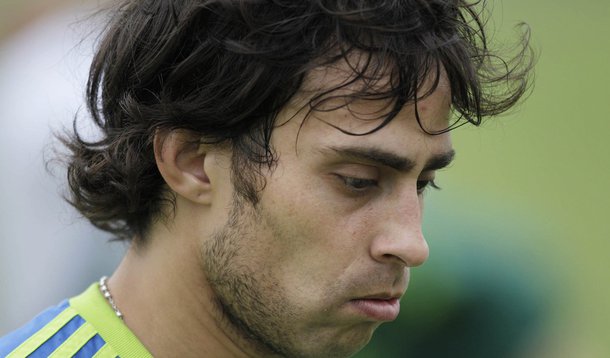 Valdívia ameaça fotógrafo depois de foto polêmica