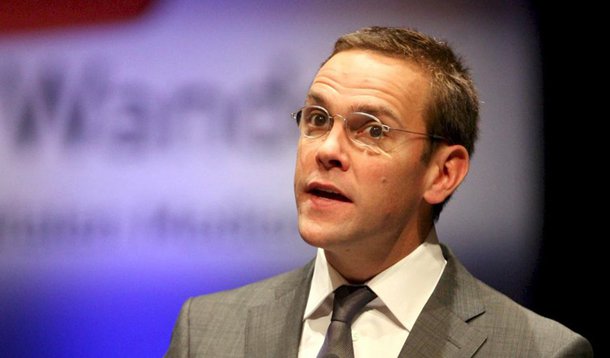  James Murdoch vai testemunhar de novo sobre grampos