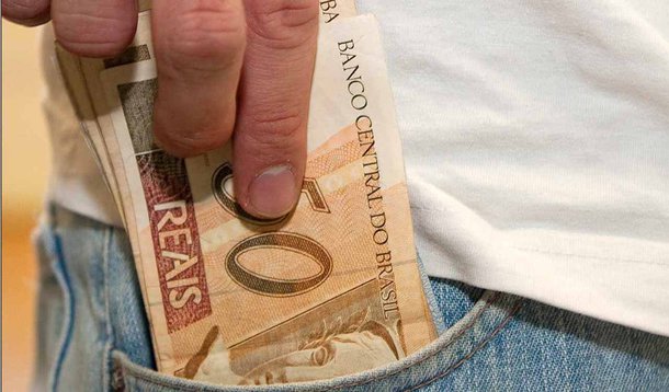 Salário mínimo de 2013 pode chegar a R$ 667,75