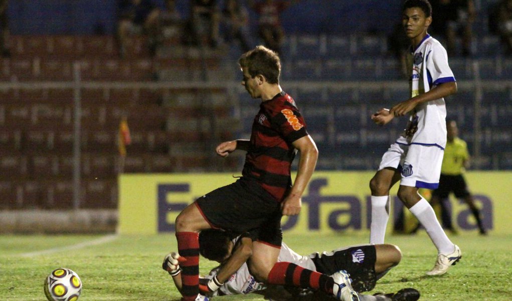 Atual campeão, Flamengo tropeça na Copa São Paulo