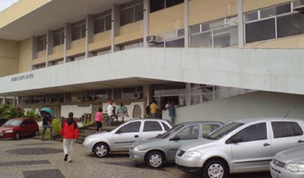 Quase 20 mil processos parados em Feira 