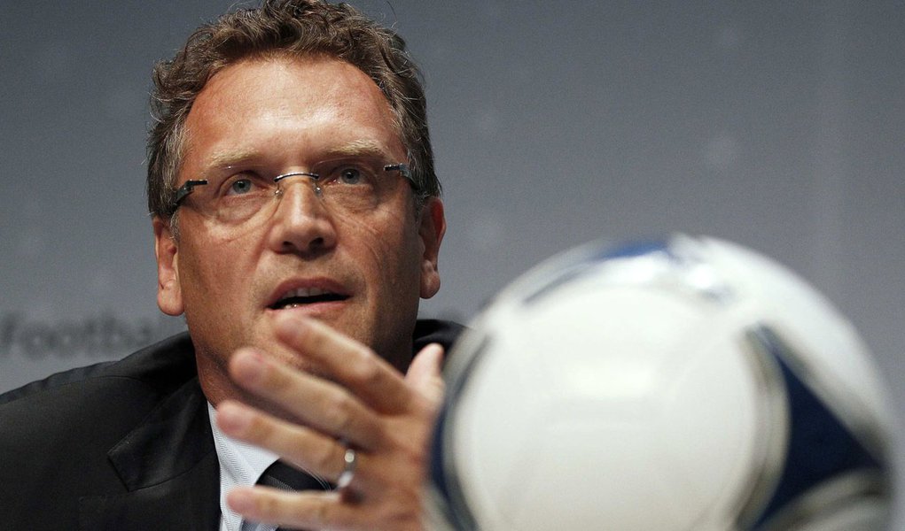 Valcke visitará estádios de Cuiabá e Manaus em agosto