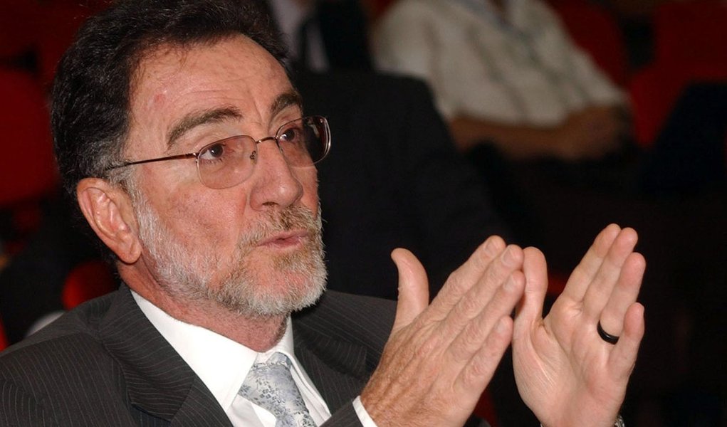 Fiesp diz que cargo de Patrus não era remunerado