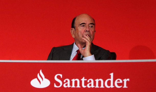 Em crise, Santander corta salários no topo