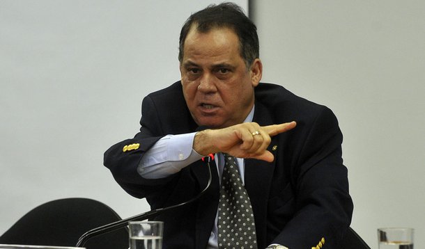 Depois de Demóstenes, Carlos Leréia pode ser o próximo