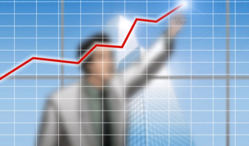 Confiança do comércio melhora no trimestre até março