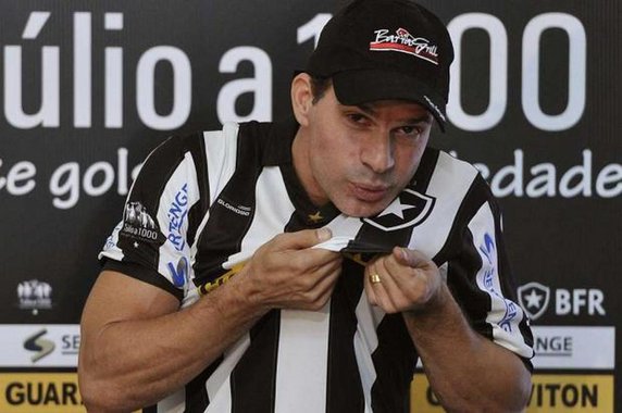 Túlio entra na Justiça contra o Botafogo e pede R$ 1,5 milhão
