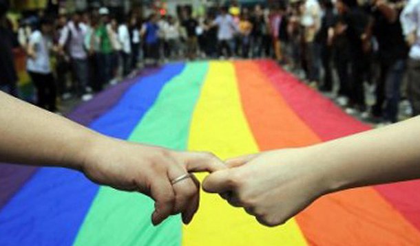 Pesquisa comprova: homofóbico é gay enrustido