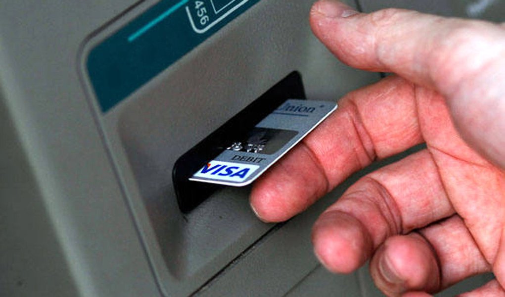 Sem Petro e Vale, setor financeiro foi o mais lucrativo em 2011