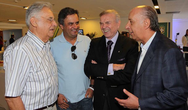 FHC e Aécio viram jogo do Brasil no camarote da CBF