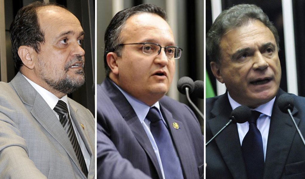 Senadores reforçam coro pró-CPI do Cachoeira