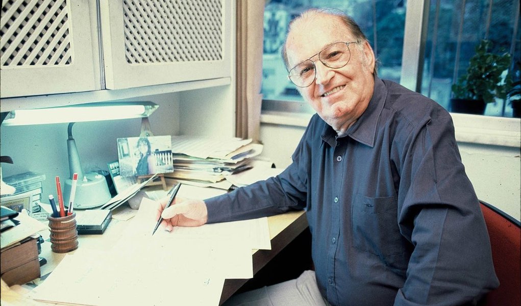 Edino Krieger chega aos 85 anos em franca atividade